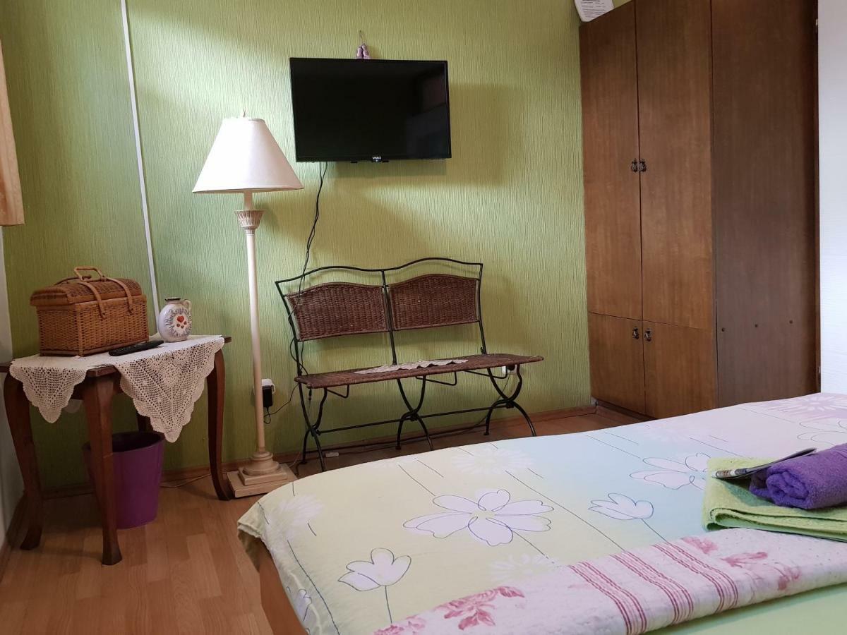 Hostel Pansion Lion Сараево Экстерьер фото