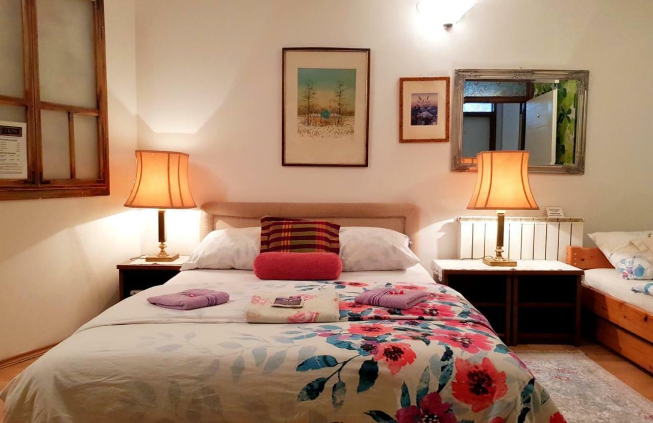 Hostel Pansion Lion Сараево Экстерьер фото