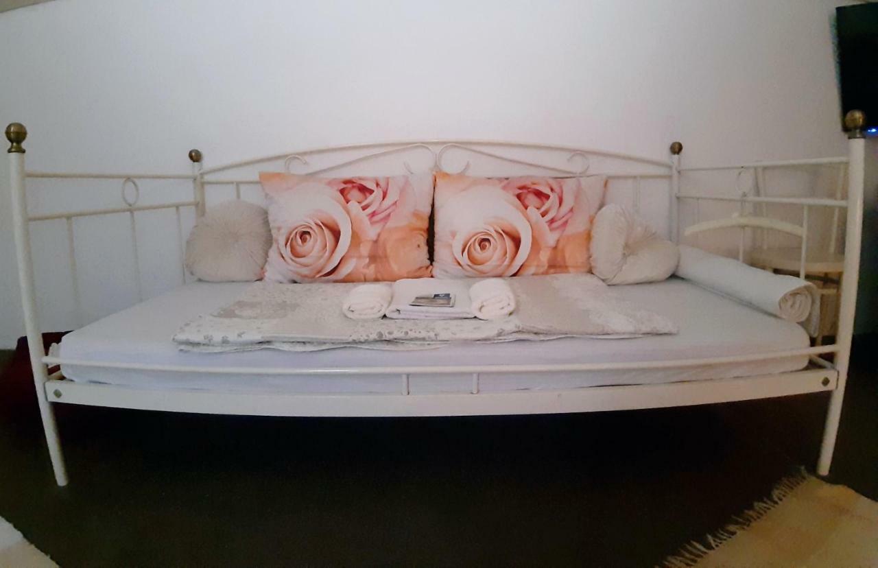 Hostel Pansion Lion Сараево Экстерьер фото