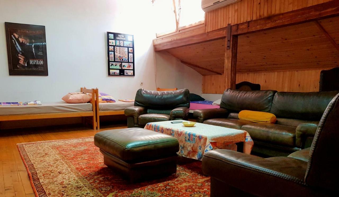 Hostel Pansion Lion Сараево Экстерьер фото